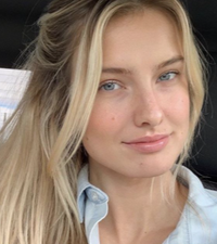 Laura B.